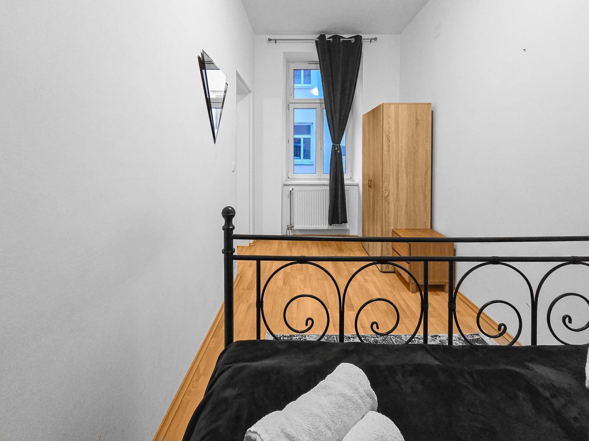 Modern Three-Bedroom, Triple King Beds Wenen Buitenkant foto